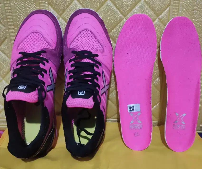 SEPATU FUTSAL X MUNICH PRISMA 04 INDOOR SIZE 42 ORIGINAL