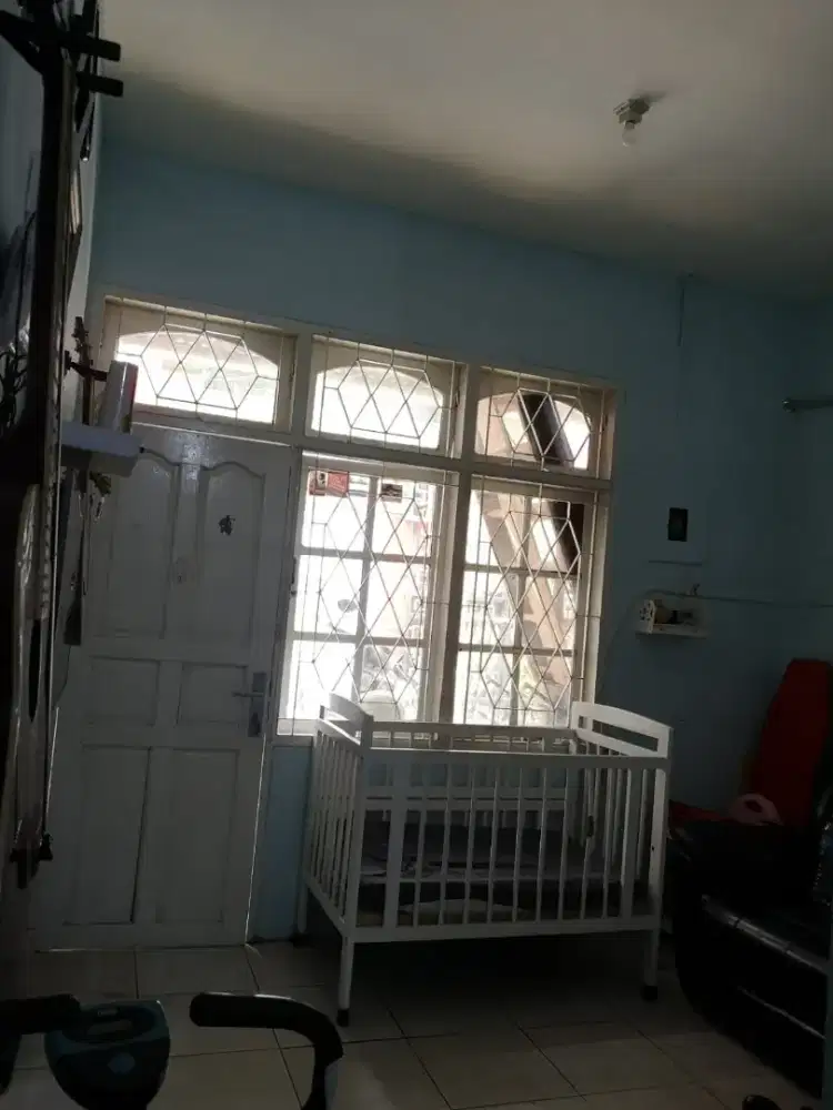 Rumah 2 lantai cocok utk inves kontrakan
