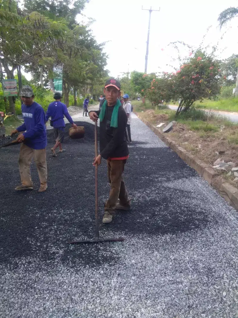 Turap beton land clearing cut and fil aspal jalan cor Pafing hotmix