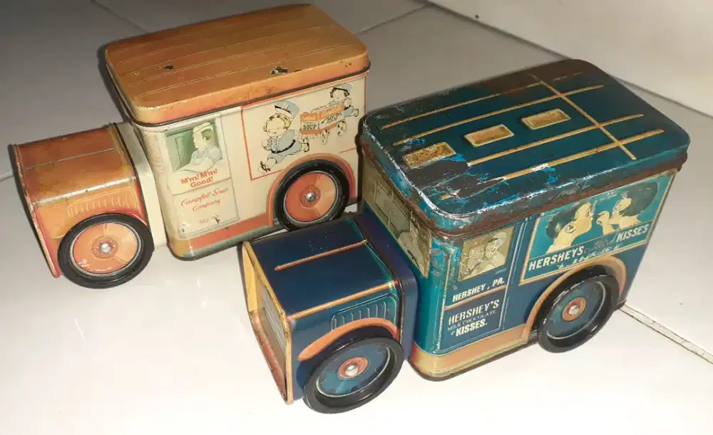 Tin box tintoy mainan kaleng