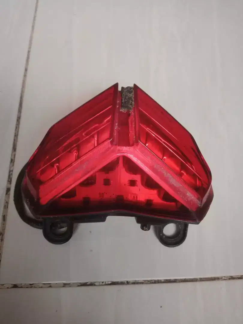 lampu stop Ducati 848 orisinil