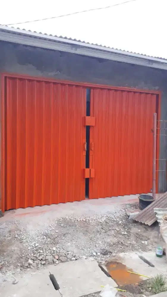 Folding gate dan rolling door