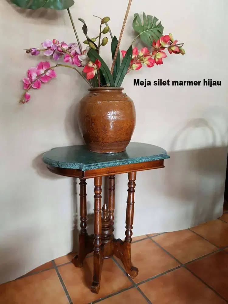 Meja silet marmer hijau import
