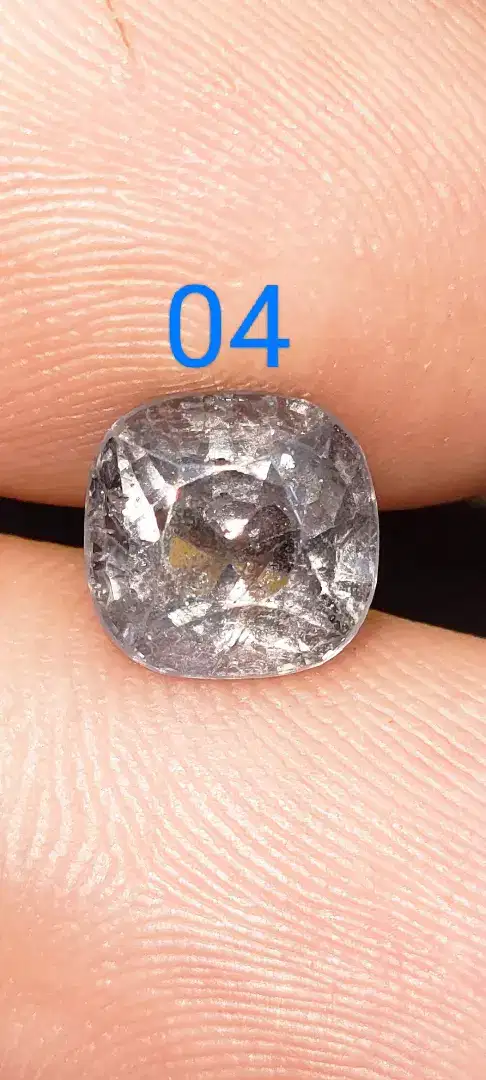 BATU CINCIN NATURAL PERMATA GRAY SPINEL 7,5x7,5x5 KODE 04
