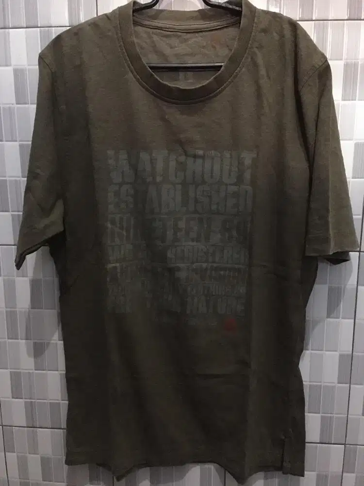 Kaos Watchout Green Army