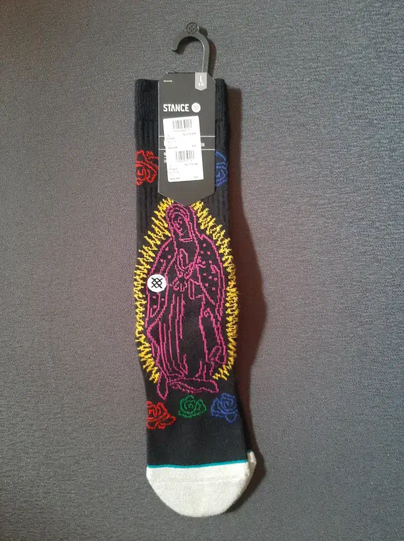 Kaos Kaki Stance Socks Give Me a Sign