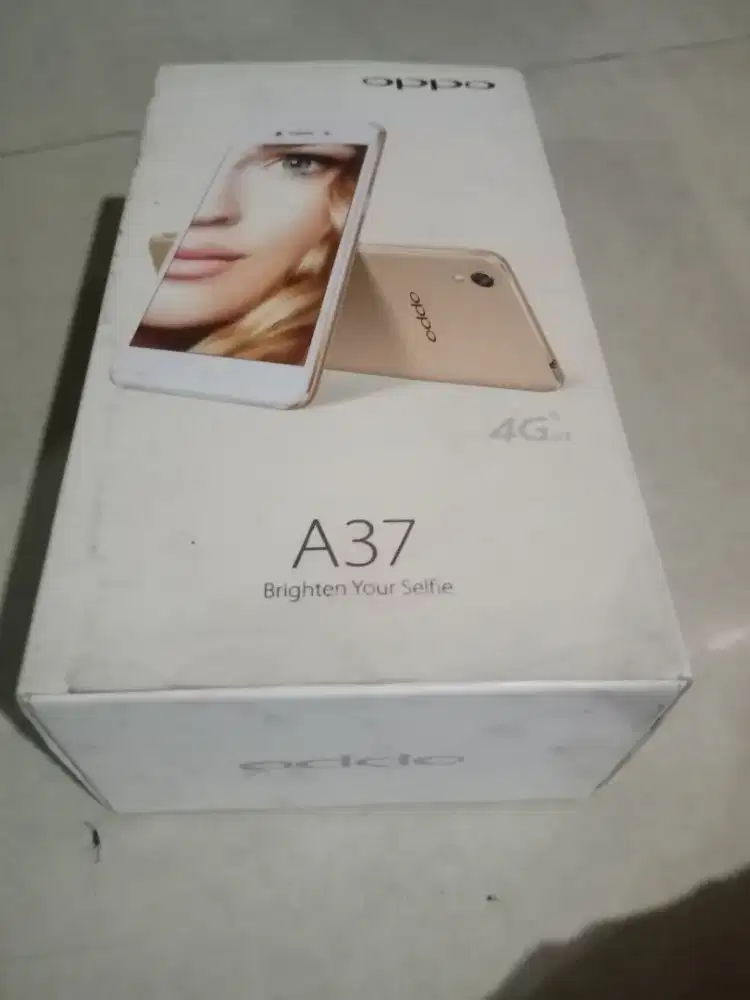 Kardus hp OPPO A 37