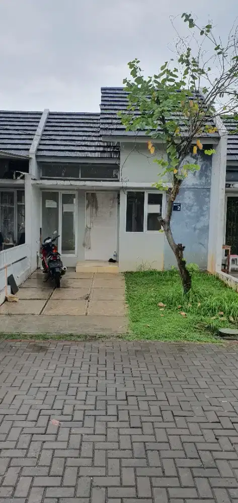 East Colorado Parung