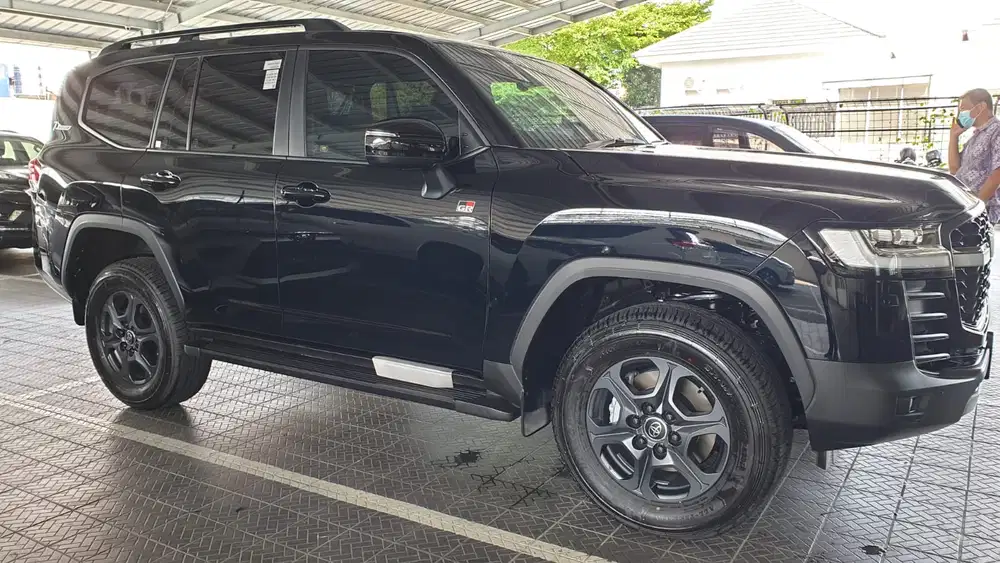 Toyota Land Cruiser  Diesel  plat bandung