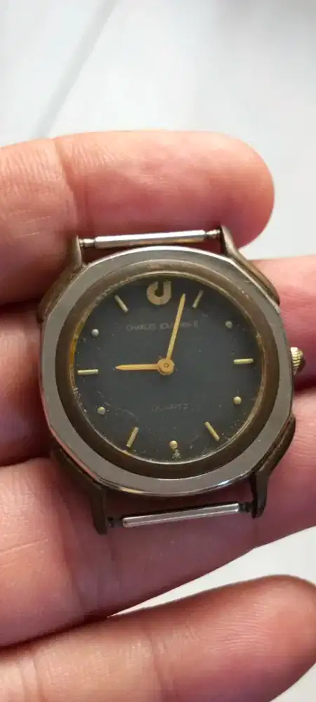 Jam tangan Charles Jourdan