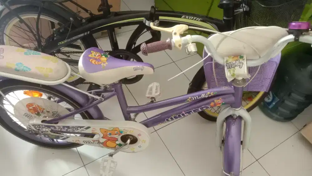 United molly ungu murah