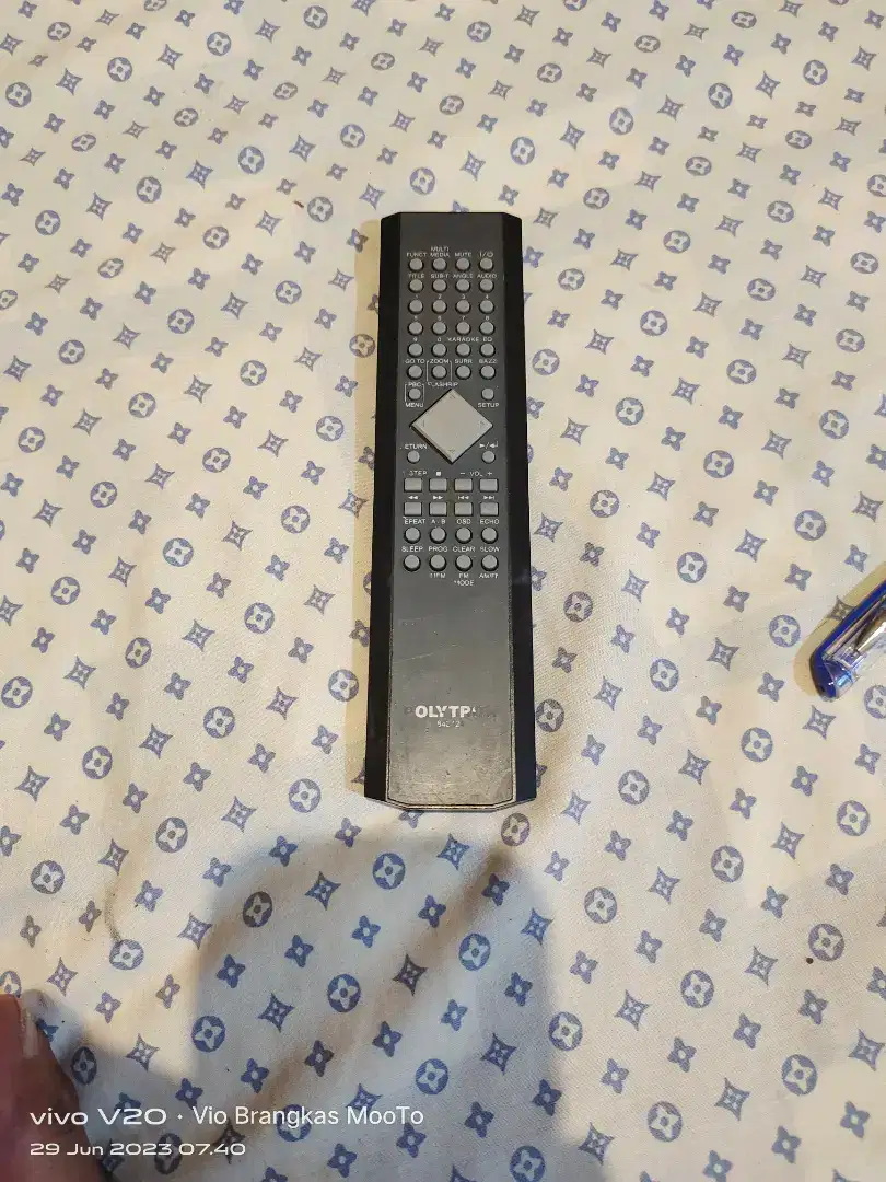 remote Polytron home theatre compo DVD 84E424