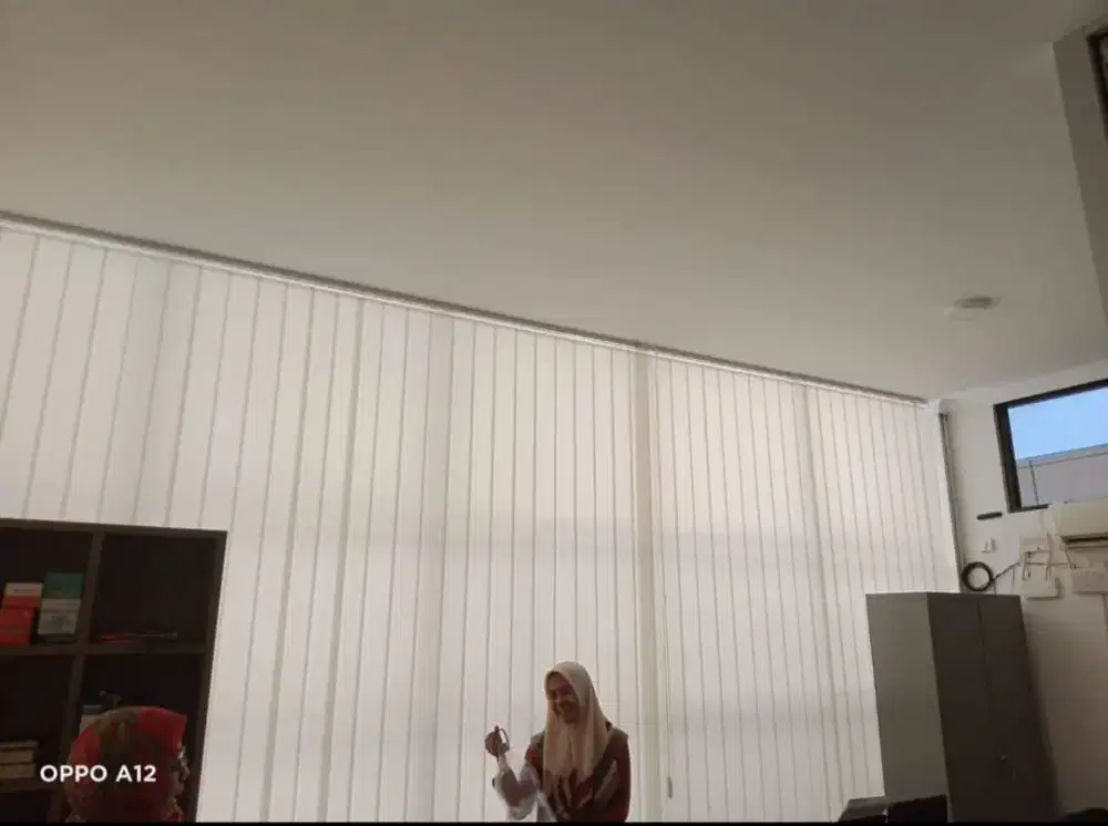 Gorden kantor murah Surabaya