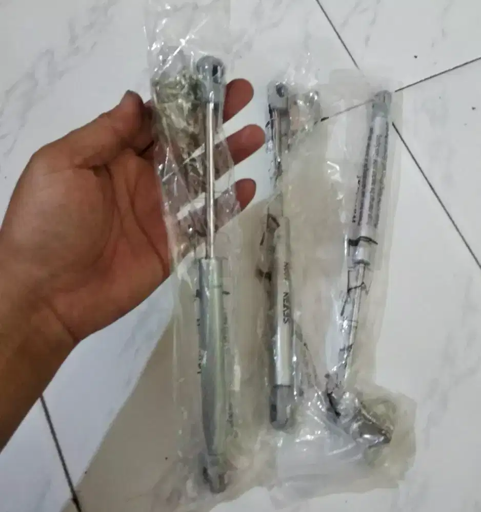 Tuas hidrolik/pegas/penyangga daun jendela/locker