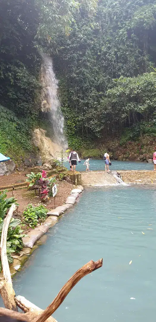 Villa di ciater dengan view curug koleangkak