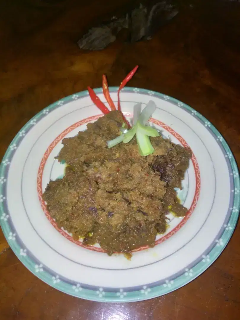 Rendang Daging Sapi Khas Bukittinggi