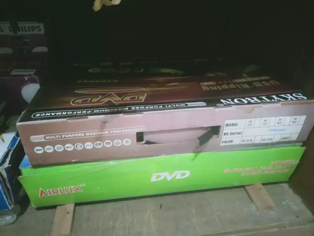 Dvd player Merk advante, tekyo, airlux, skytron