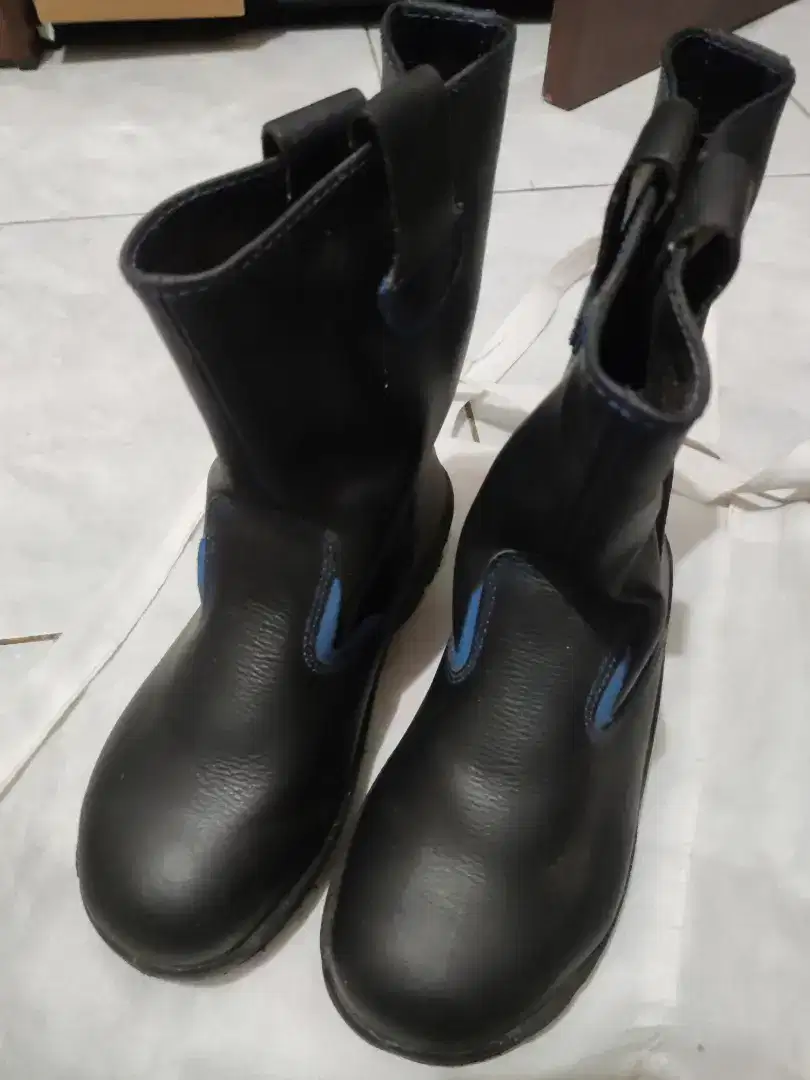 Sepatu Safety Boots Dr. OSHA