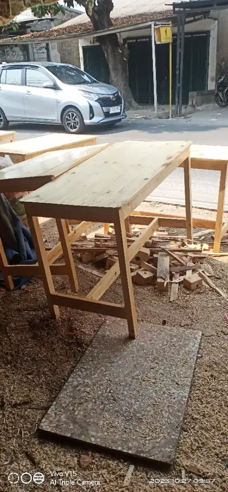 Meja makan 100x50x75