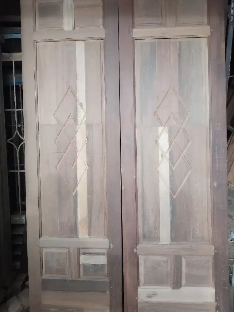 TERIMA TEMPAHAN KUSEN DAN PINTU SWING