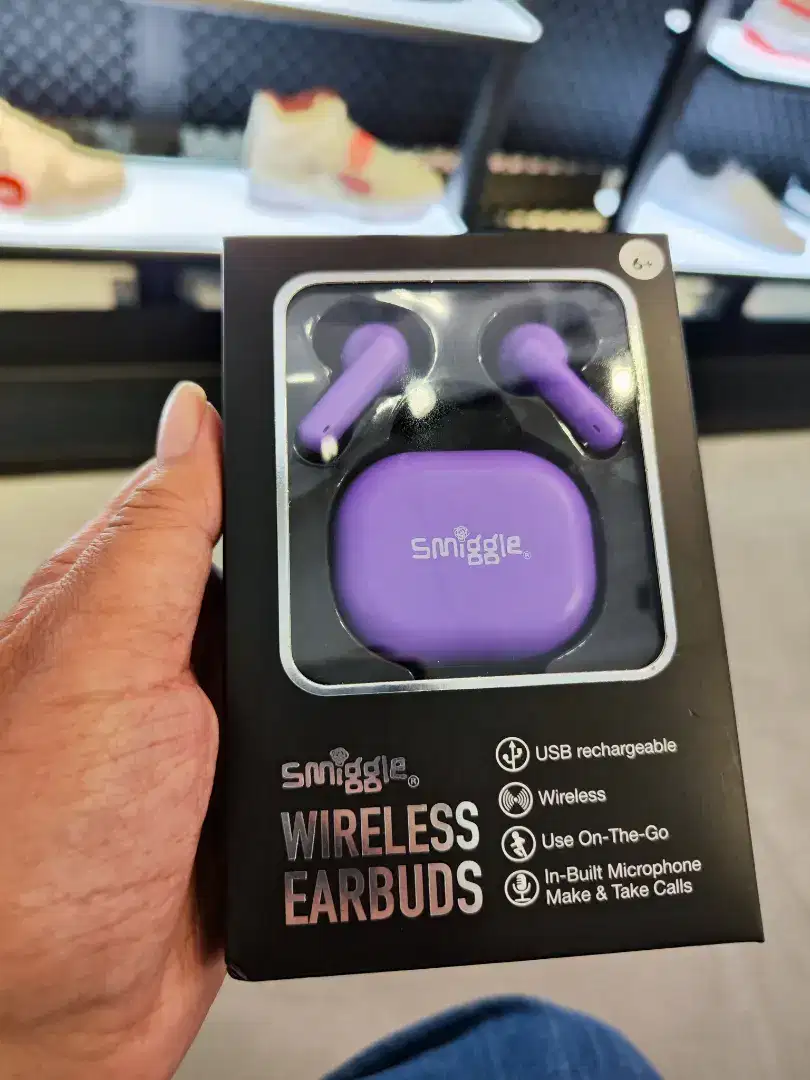 TWS smiggle for kids