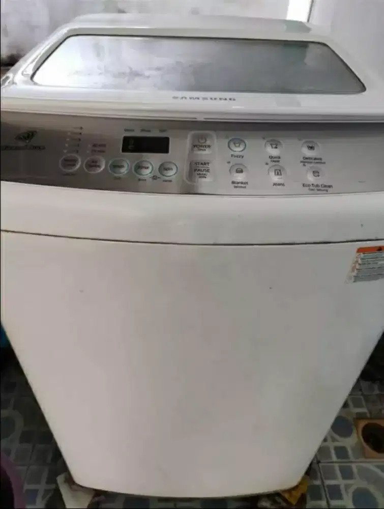 Cari mesin cuci bekas hidup/ rusak sesuai merek dll