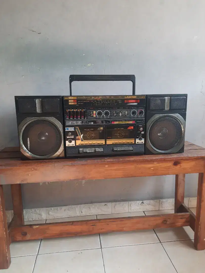 Lasonic Boombox