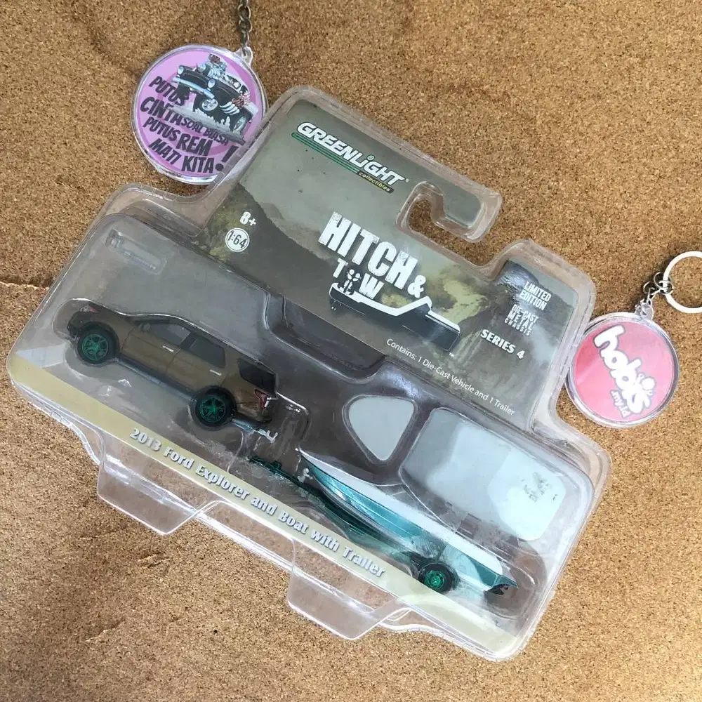 Diecast Greenlight Ford Explorer Hitch & Tow Green Machine Chase Loose