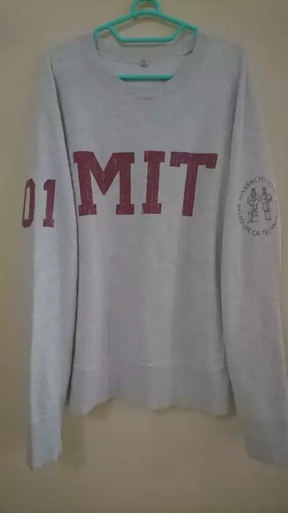 Crewneck UNIQLO - MIT