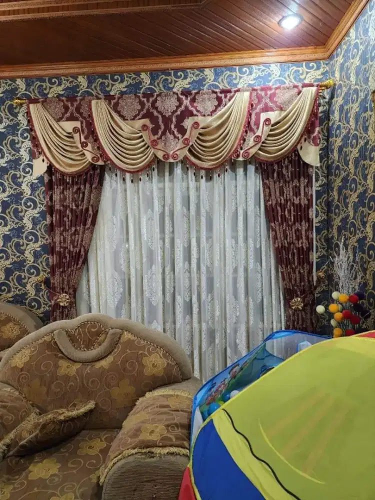 Menerima pesanan pembuatan gorden