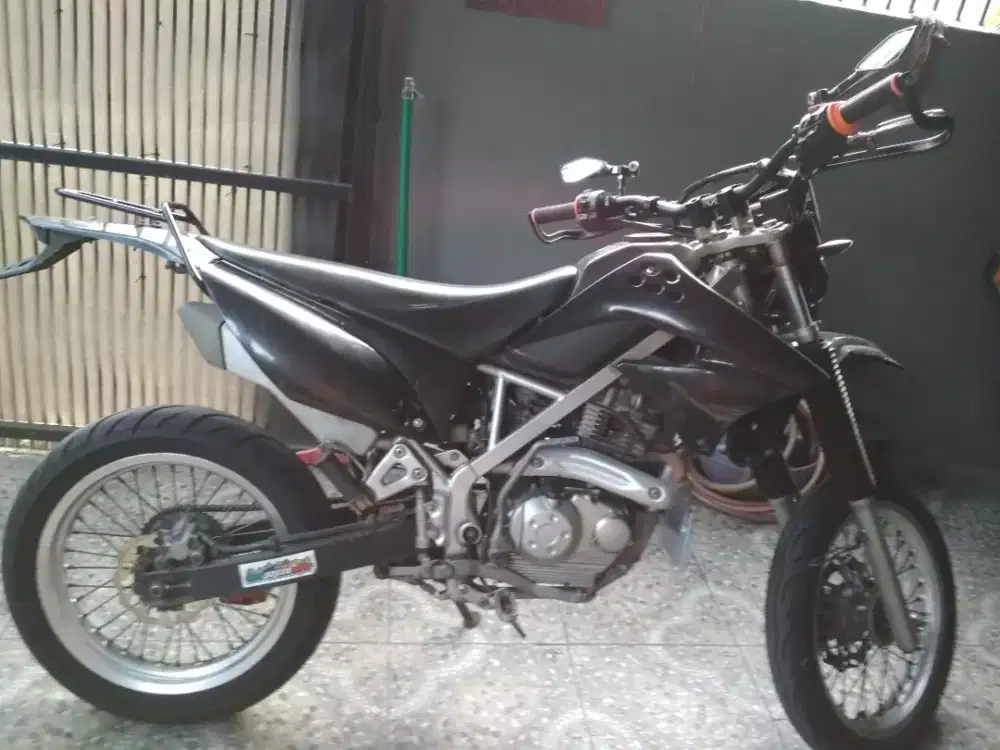 Klx 2011 online supermoto