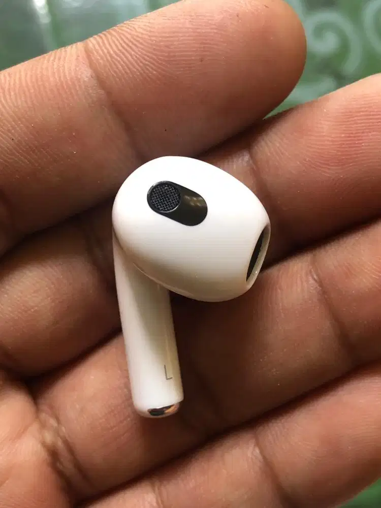 Apple Airpods 3rd Left Earpiece