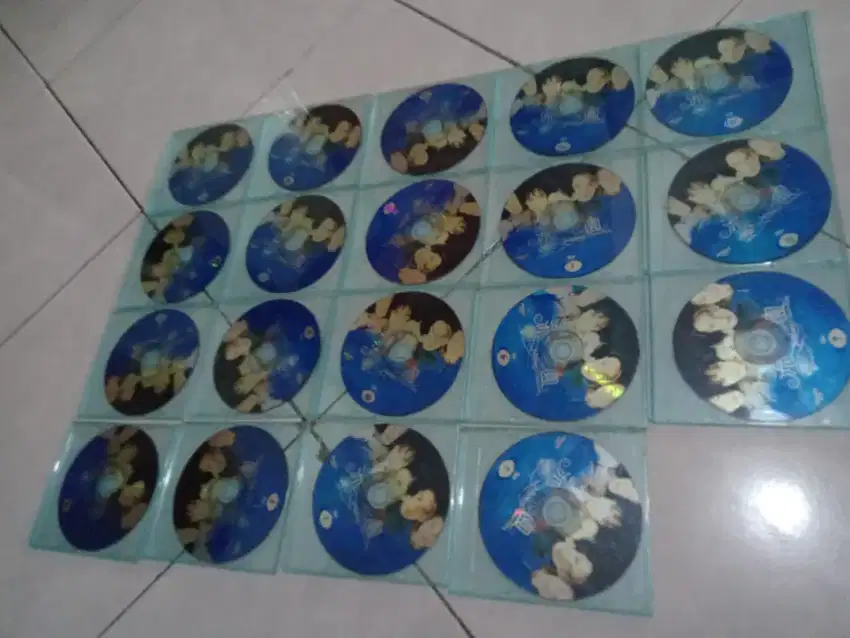 Film vcd film seri meteor garden 1 ada 19pcs, kondisi ok dijamin, nego