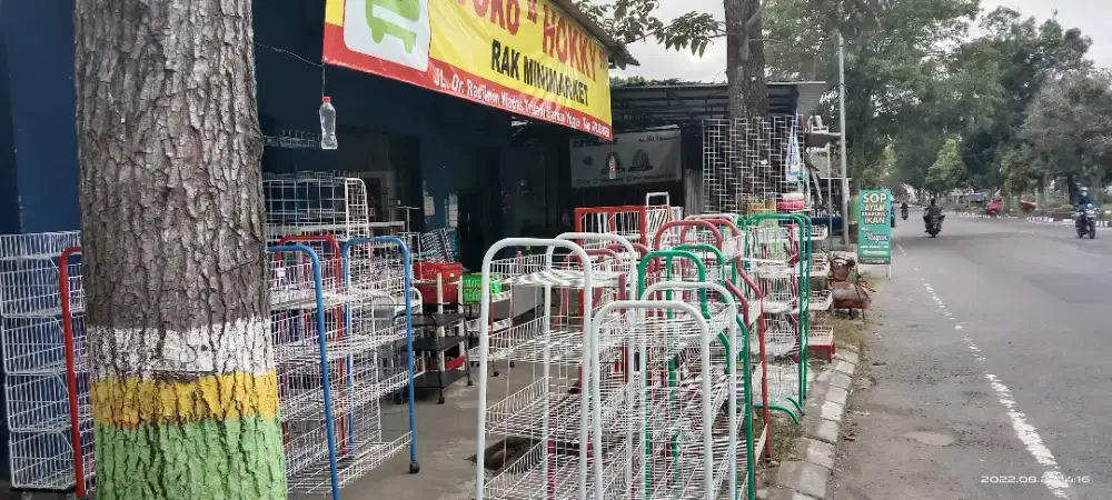 HOKKY RAK DISPLAY DAN PERABOT