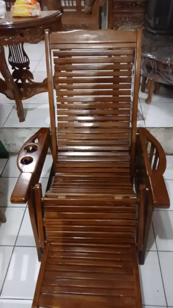 Kursi malas kayu jati solii