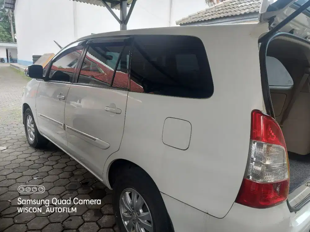 kaca film mobil panggilan ke lokasi anda