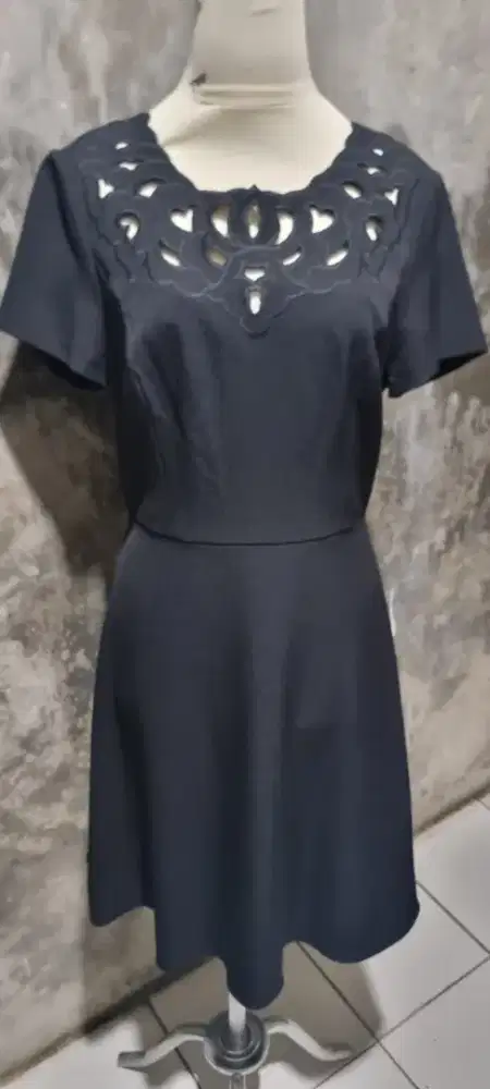 Dress hitam size L