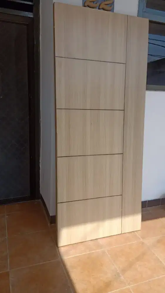 Pintu triplek plawood