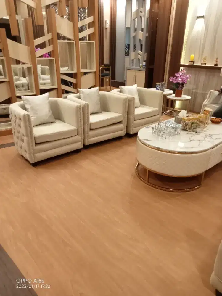 Sofa minimalis elegan