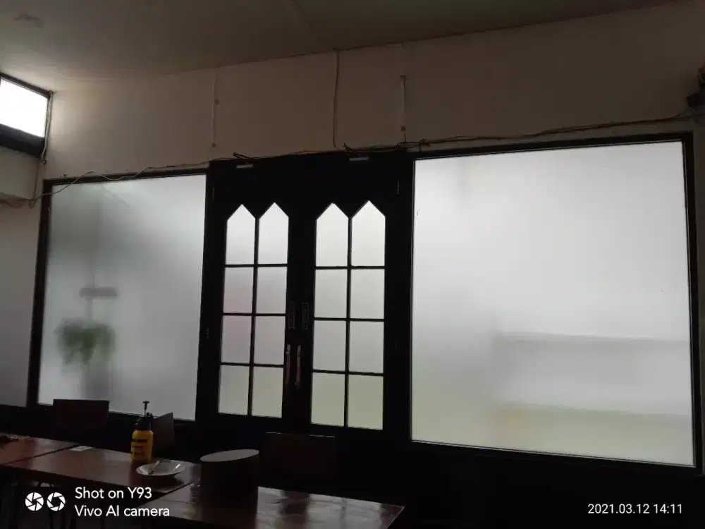 Stiker kaca film sanblas