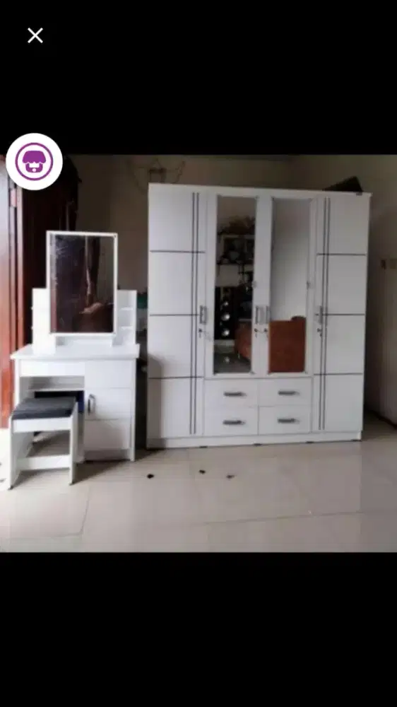 PAKET FURNITURE LEMARI BAJU DAN MEJA RIAS