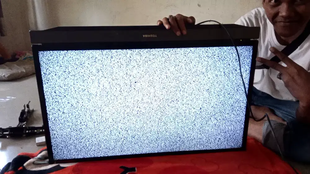 Jasa servis elektr0nik tv led Smart tv lcd dan plasma tv. Pondok gede