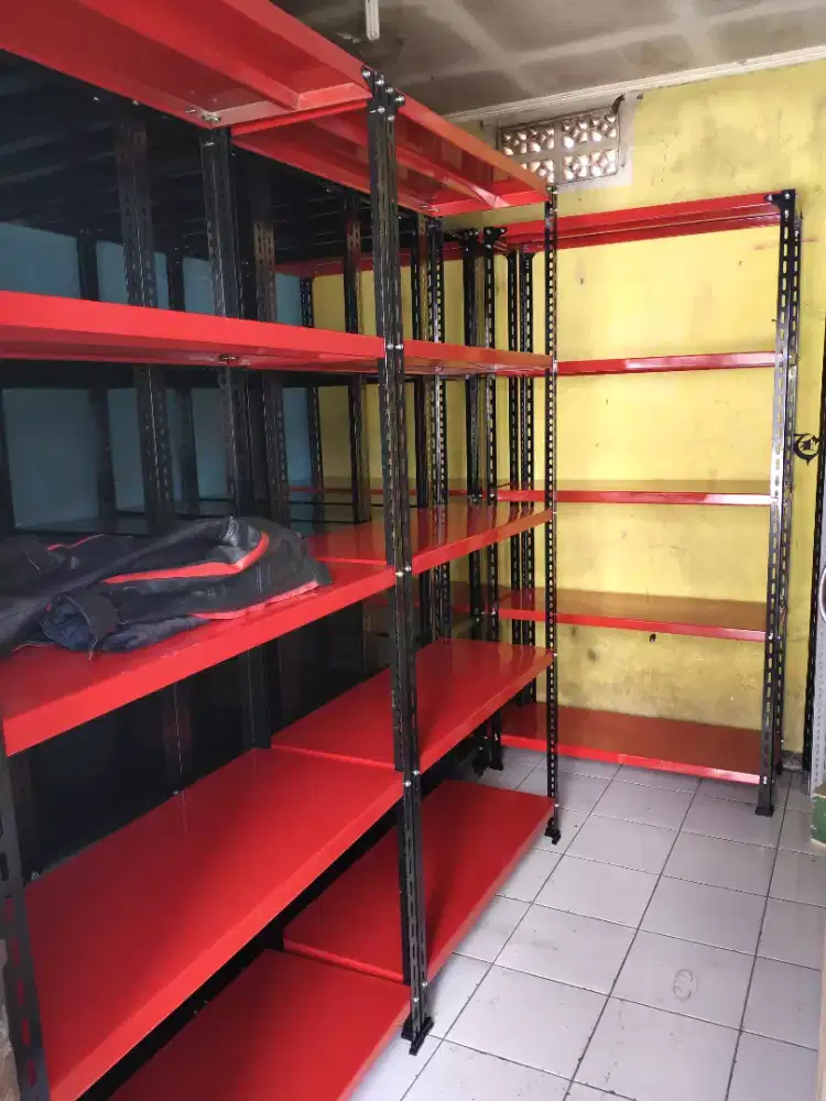 rak besi merah mantap kwalitas sae gan
