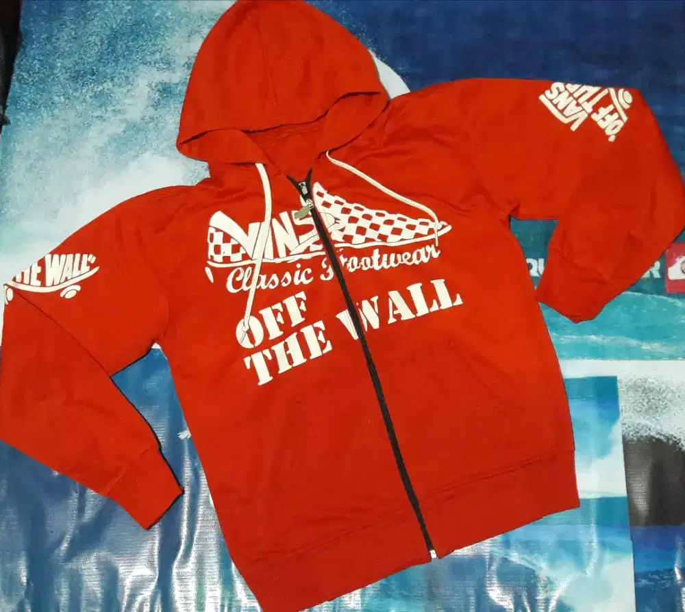 Vans off sale the wall sweater