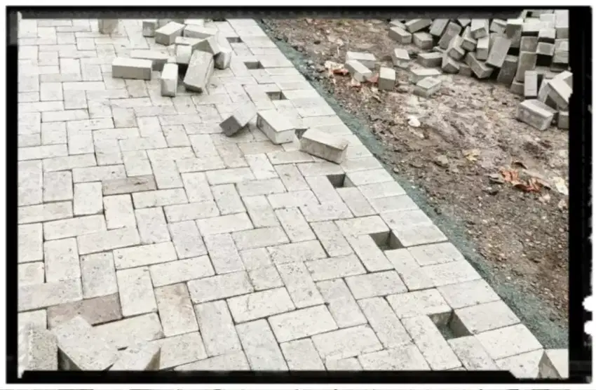 Paving block (batapress mesin)