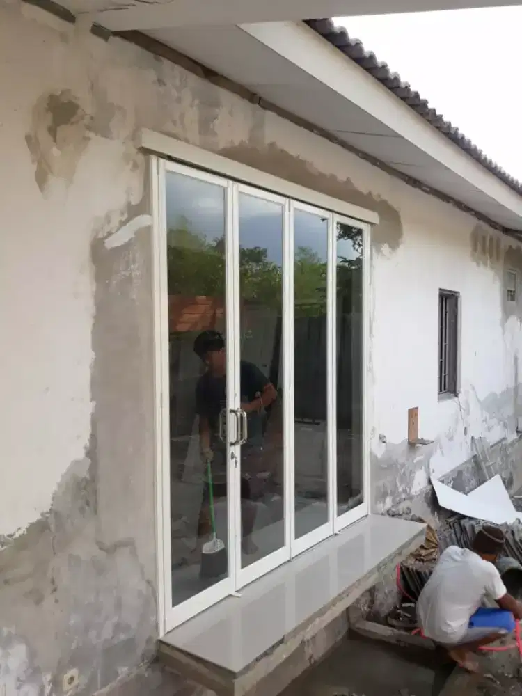 Partisi kaca pintu kaca pintu lipat kaca klinik perumahan mall sekolah