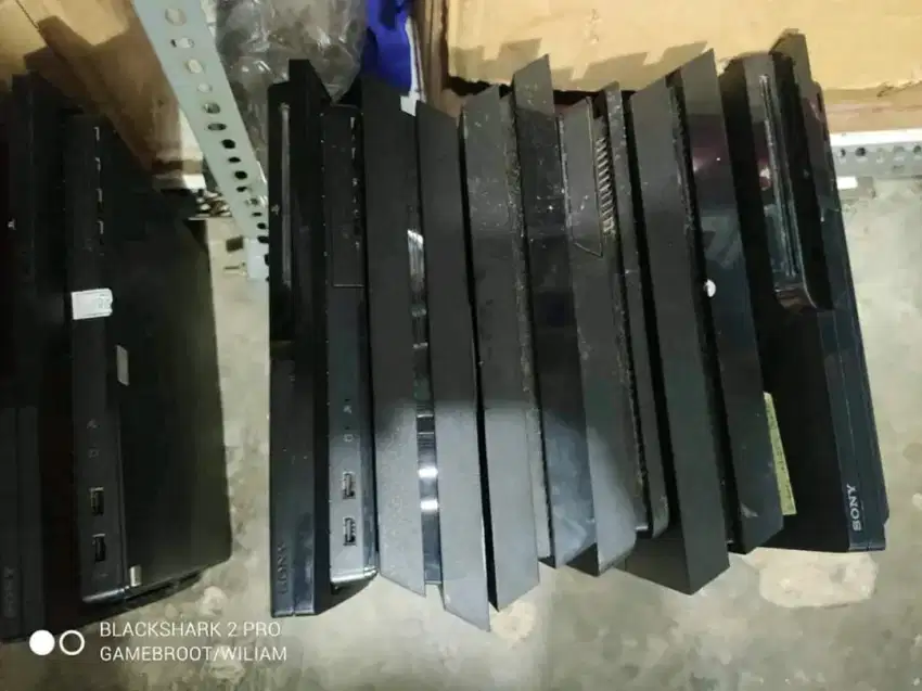 beli tau b tukar  ps2 ps3 ps4 keadaan rusak tau baik