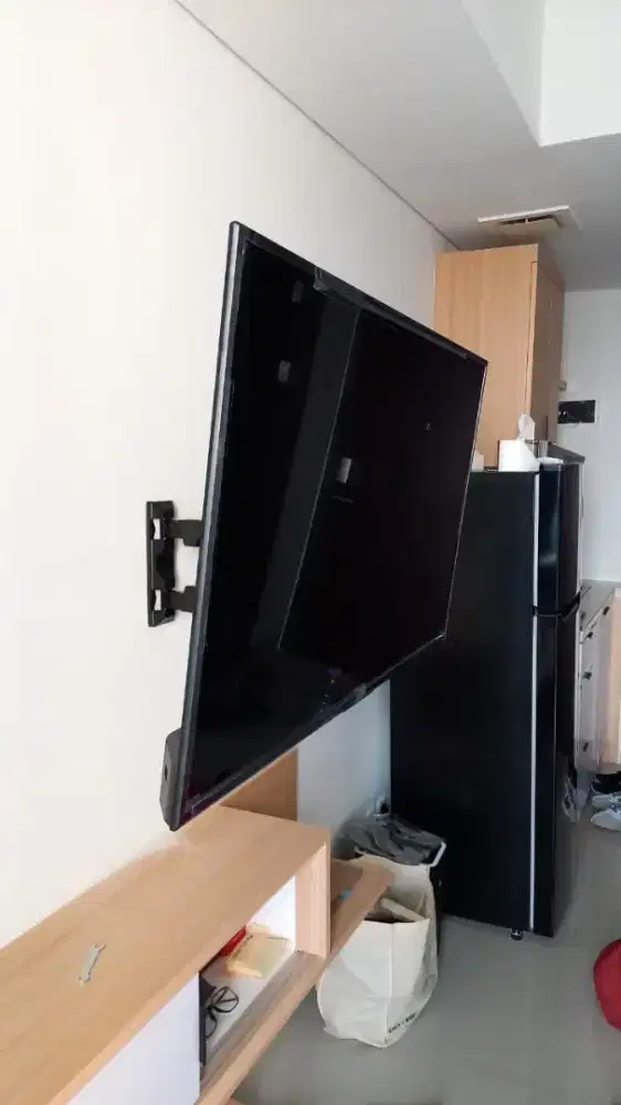 BRACKET LED LCD UHD 4K TV SEMUA MERK