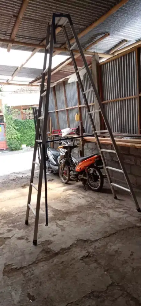 Tangga lipat 3 meter