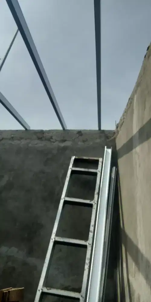 Bangunan dan baja ringan